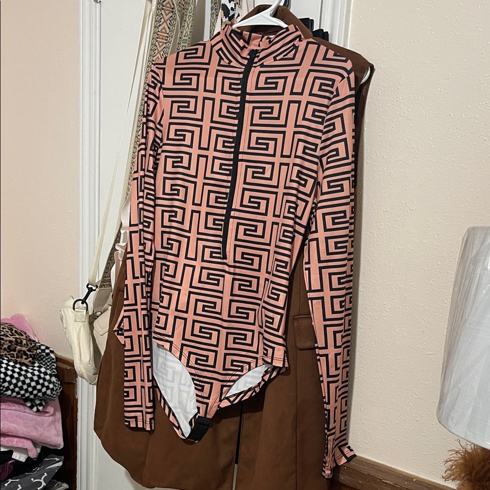 Stylish Pink and Black Geometric Men's Shirt
